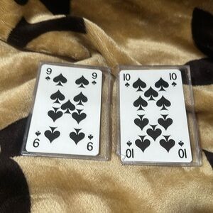 Louis Vuitton 9 and 10 heart cards